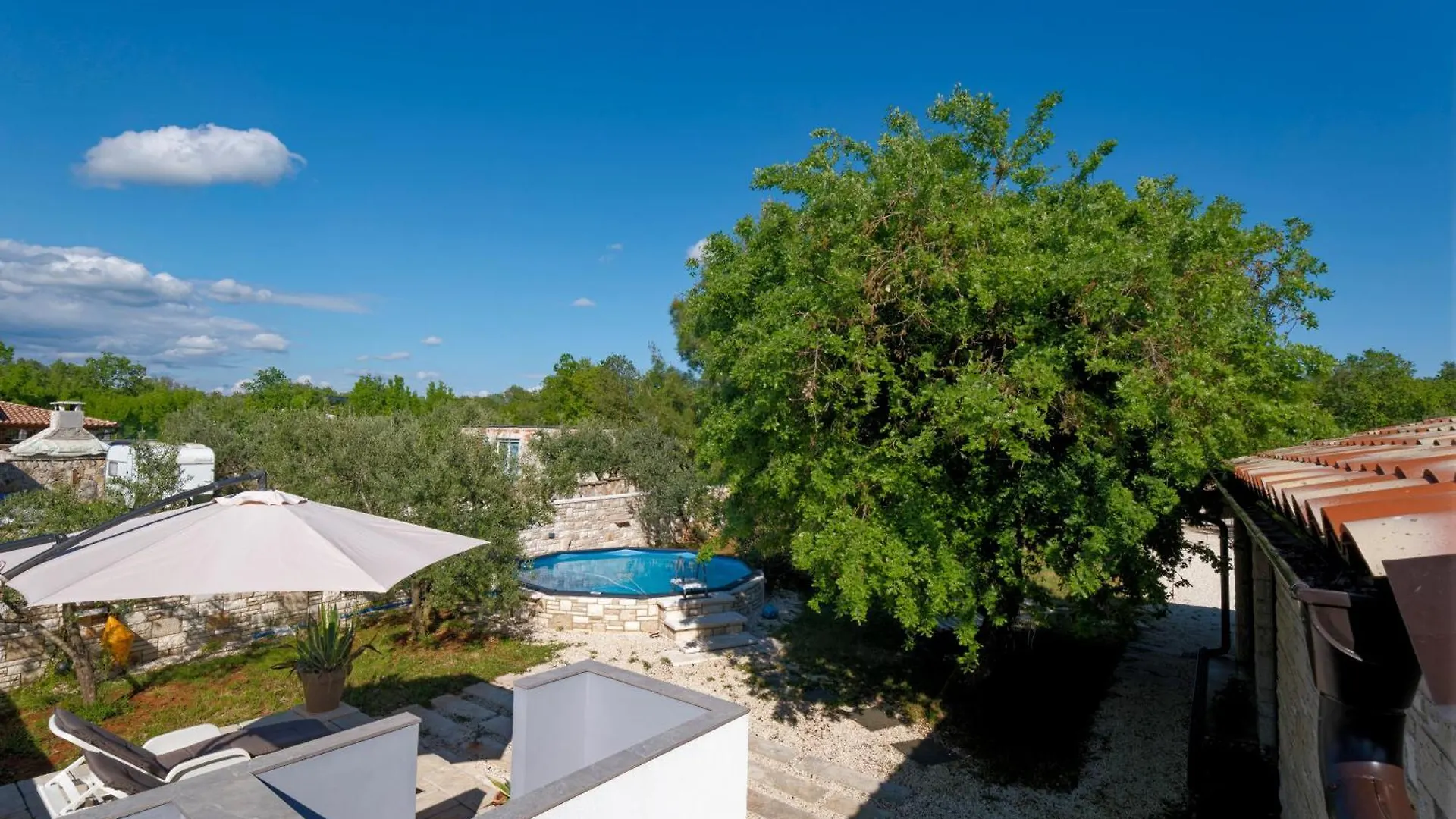 Holiday home Mi Casa Holidays Peroj