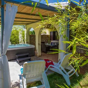 Lee House, Wi-fi,free Parking, Hot Tube Ferienhaus